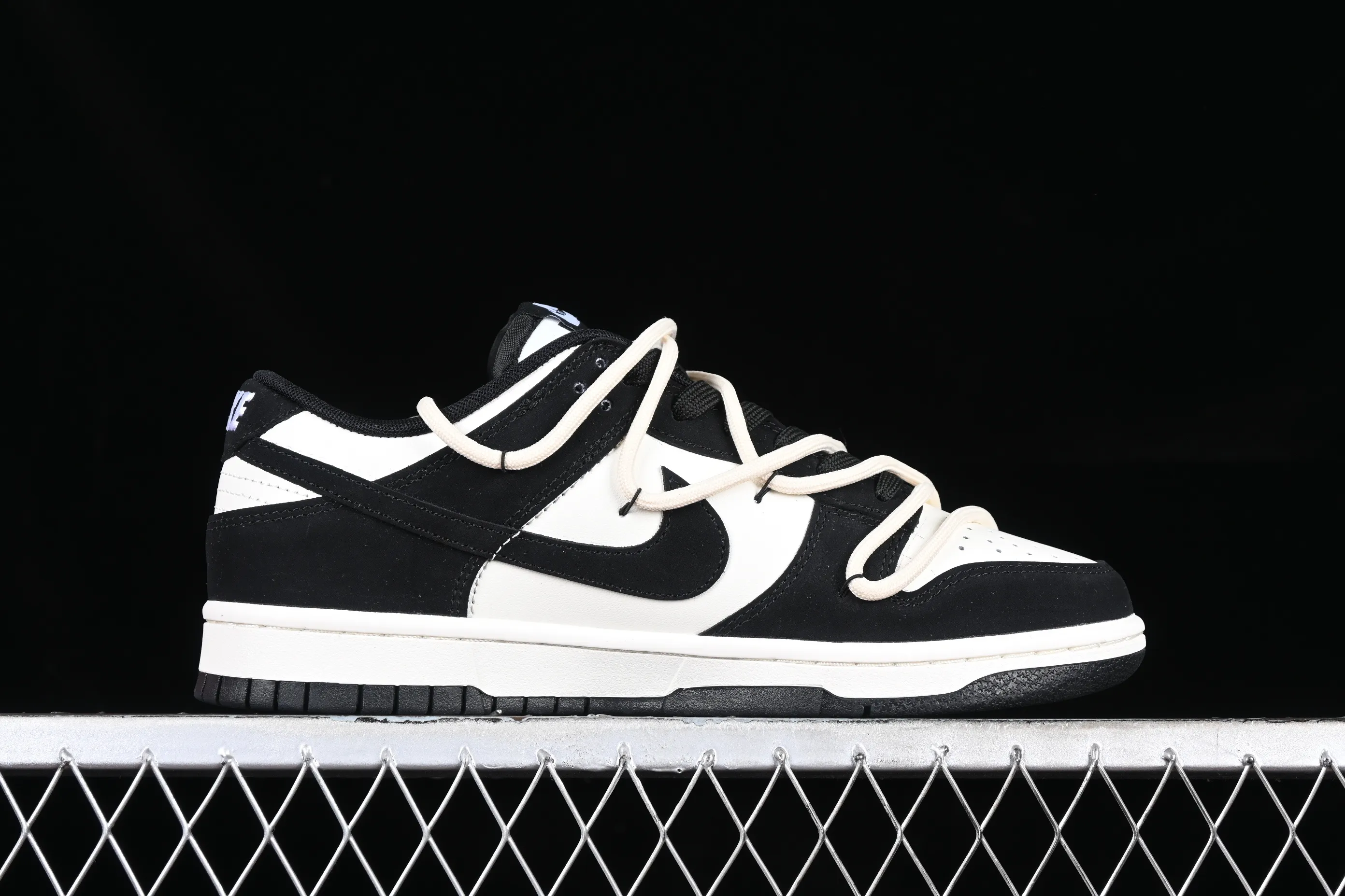 All Categories Nk SB Dunk Series Nk SB Dunk Low Low-top sneakers Nk Dunk Low Cocoa Bean BBL Mocha High Street Outdoor Coffee Dye SB Strap Low-top Casual Shoes DD1391-100